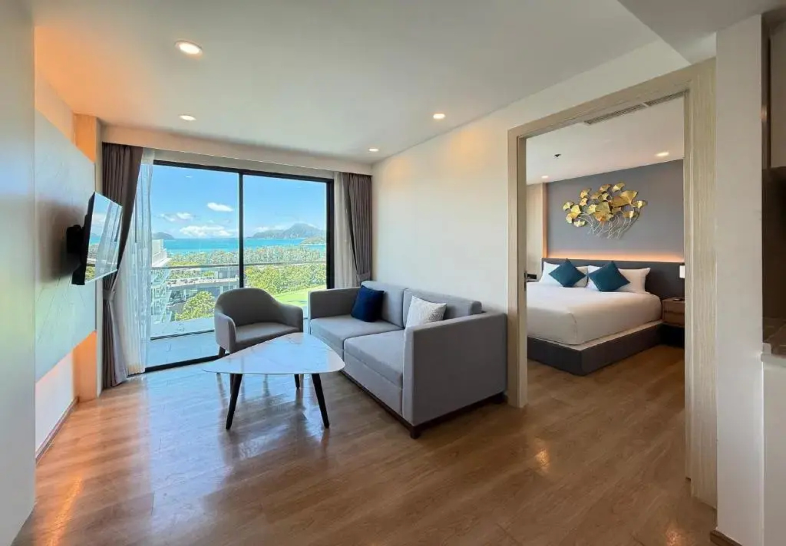 Отель Wyndham La Vita Rawai Phuket