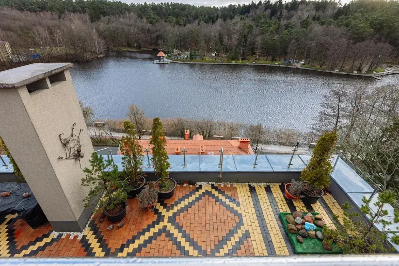 Апартаменты На берегу озера Тихое