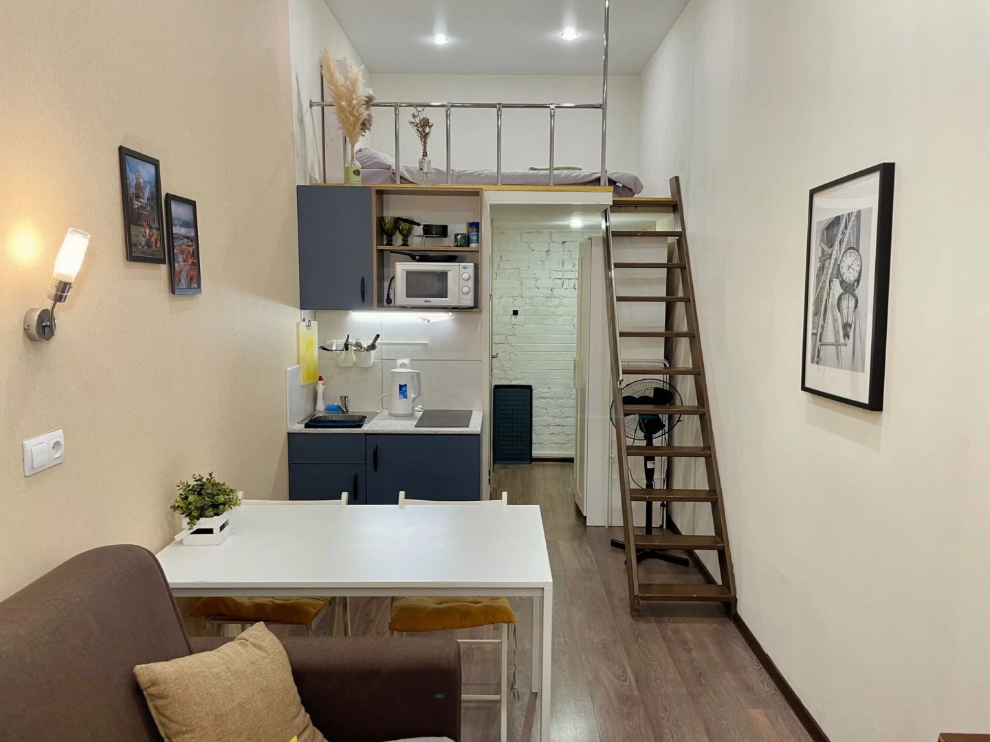 Апартаменты Roomstay Большой Делюкс