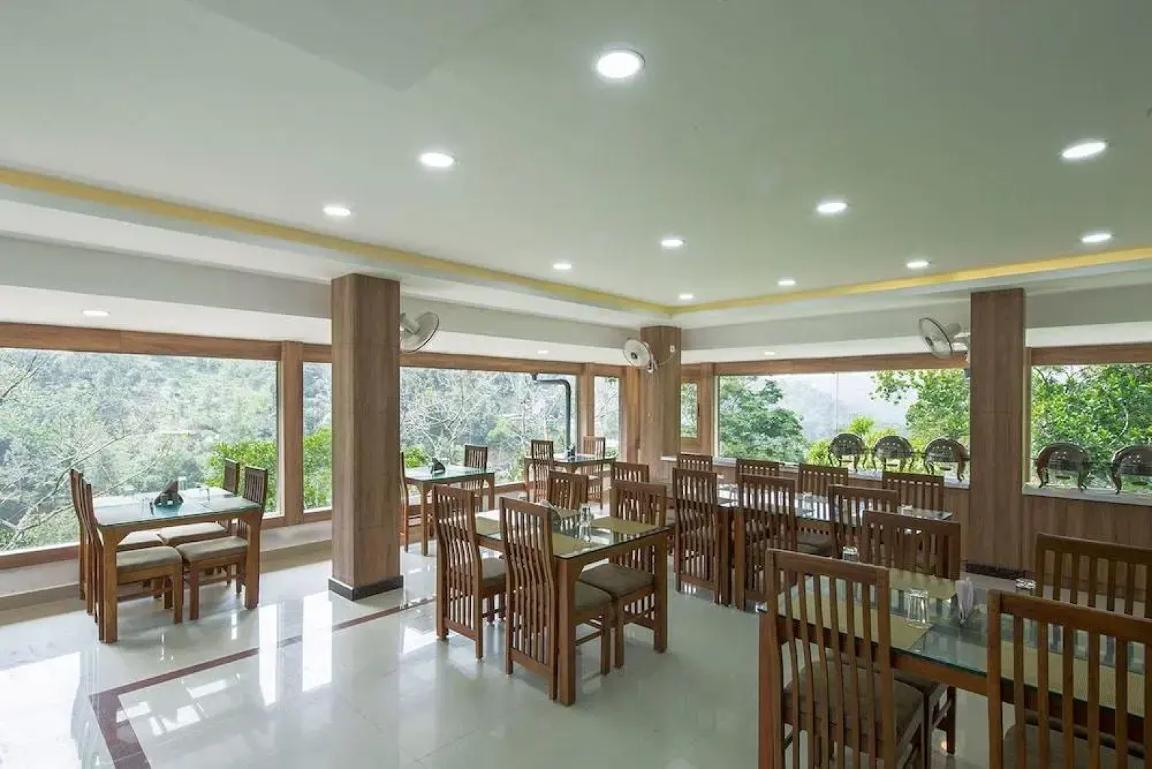 Отель Hostess Thekkady