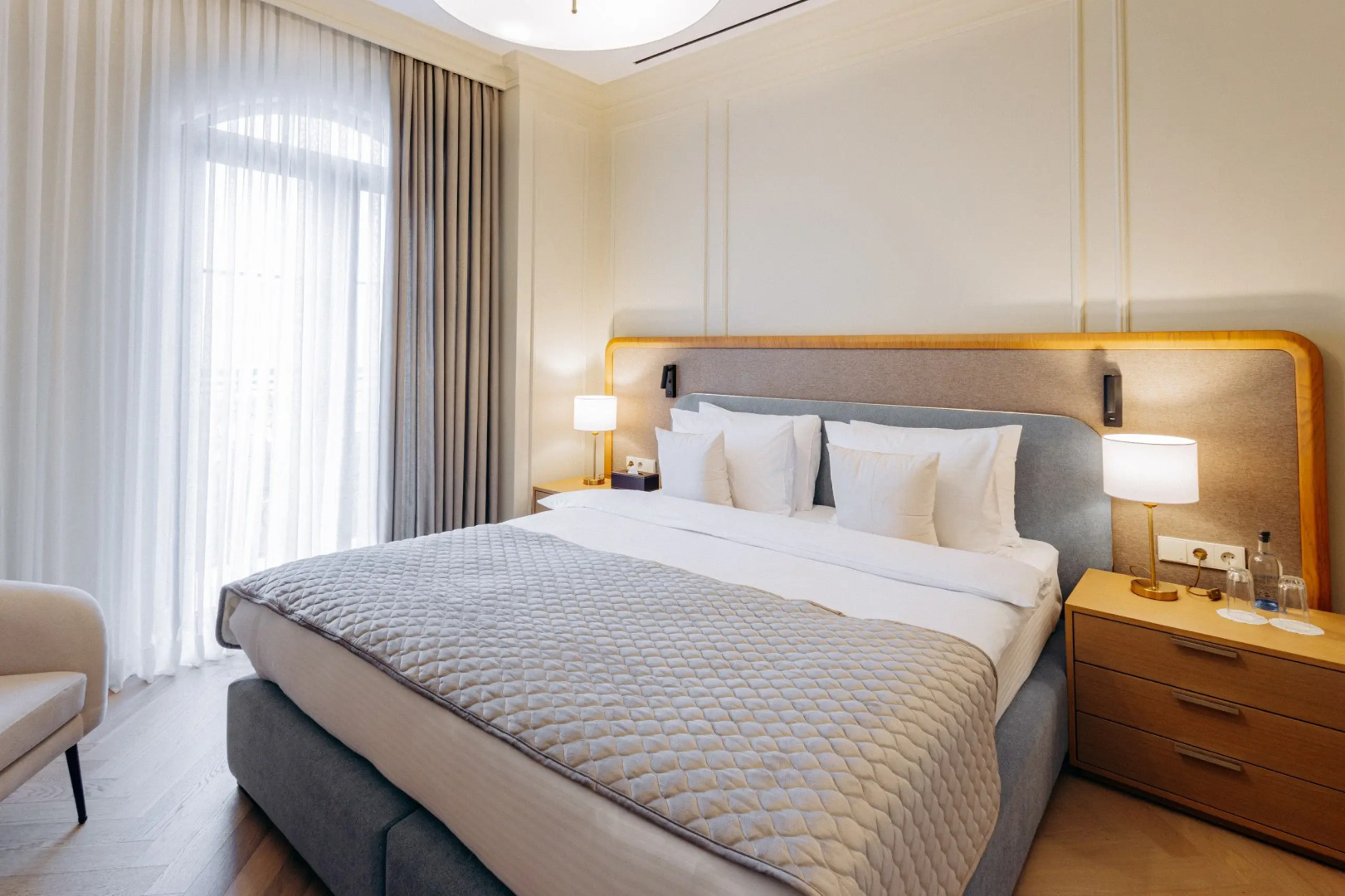 Апарт-отель Four Seasons