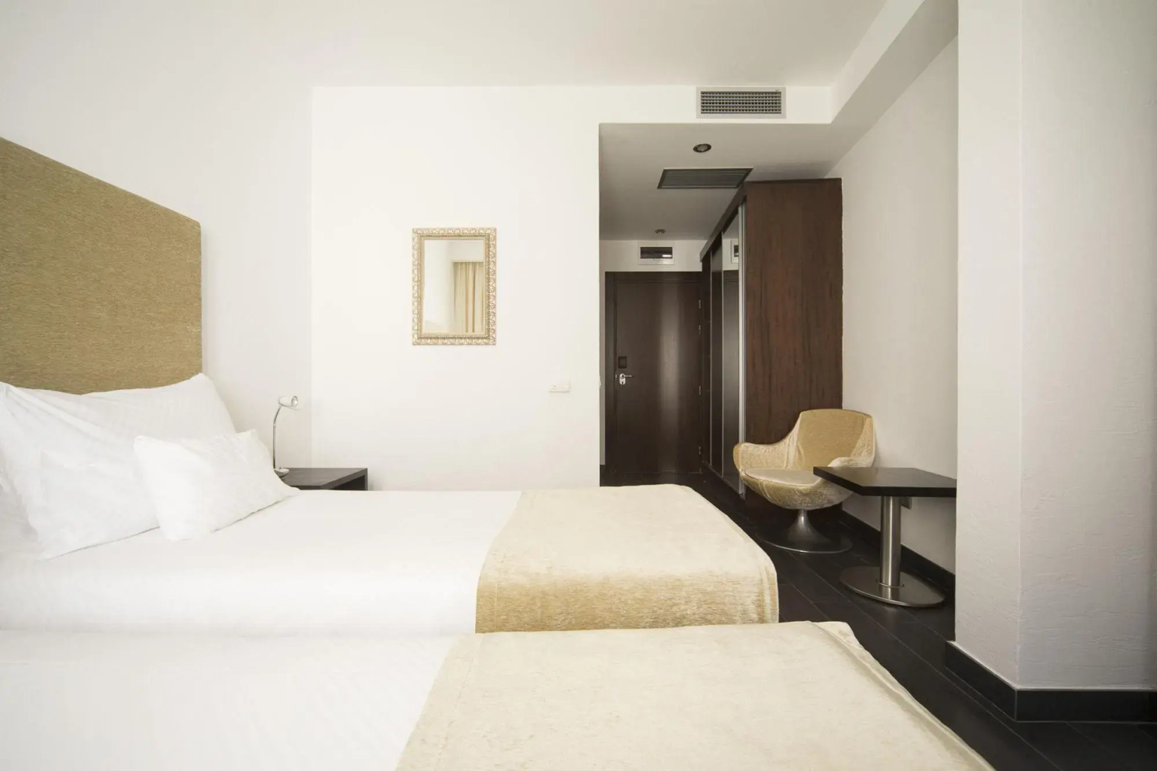 Отель Astoria  Budva - Montenegro