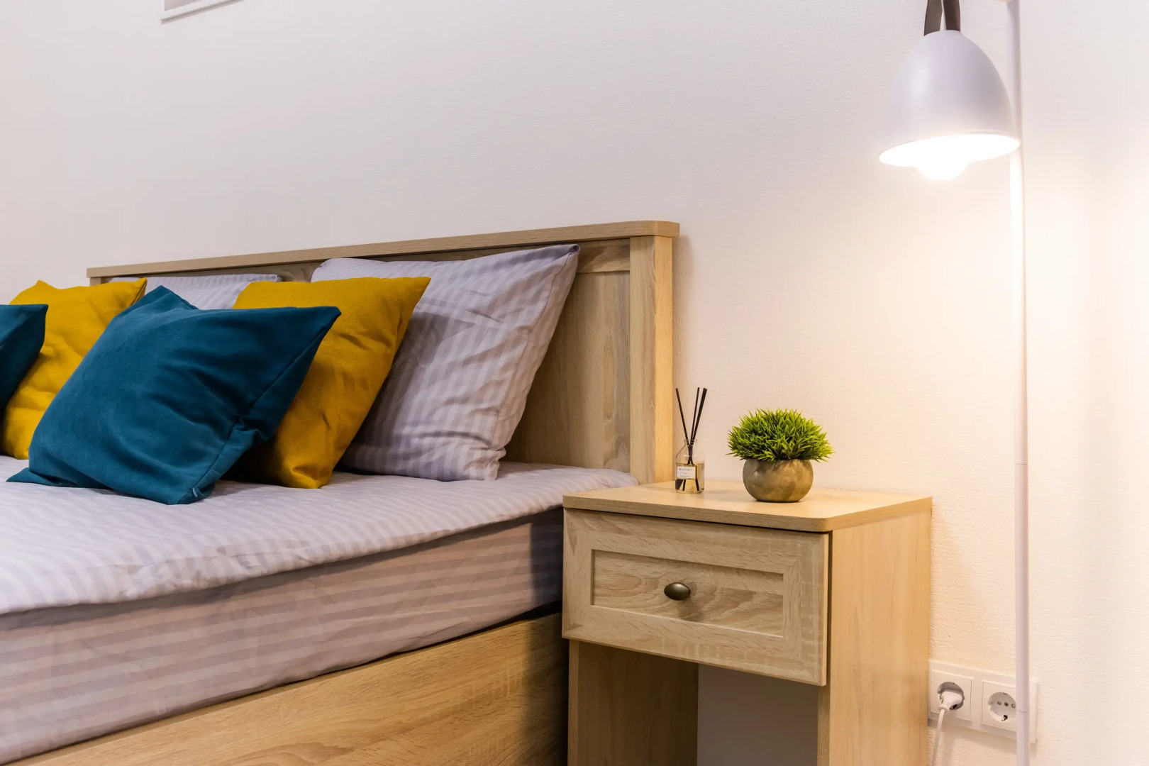 Квартира Сеть апартаментов ЧемодаНН на Правдинской