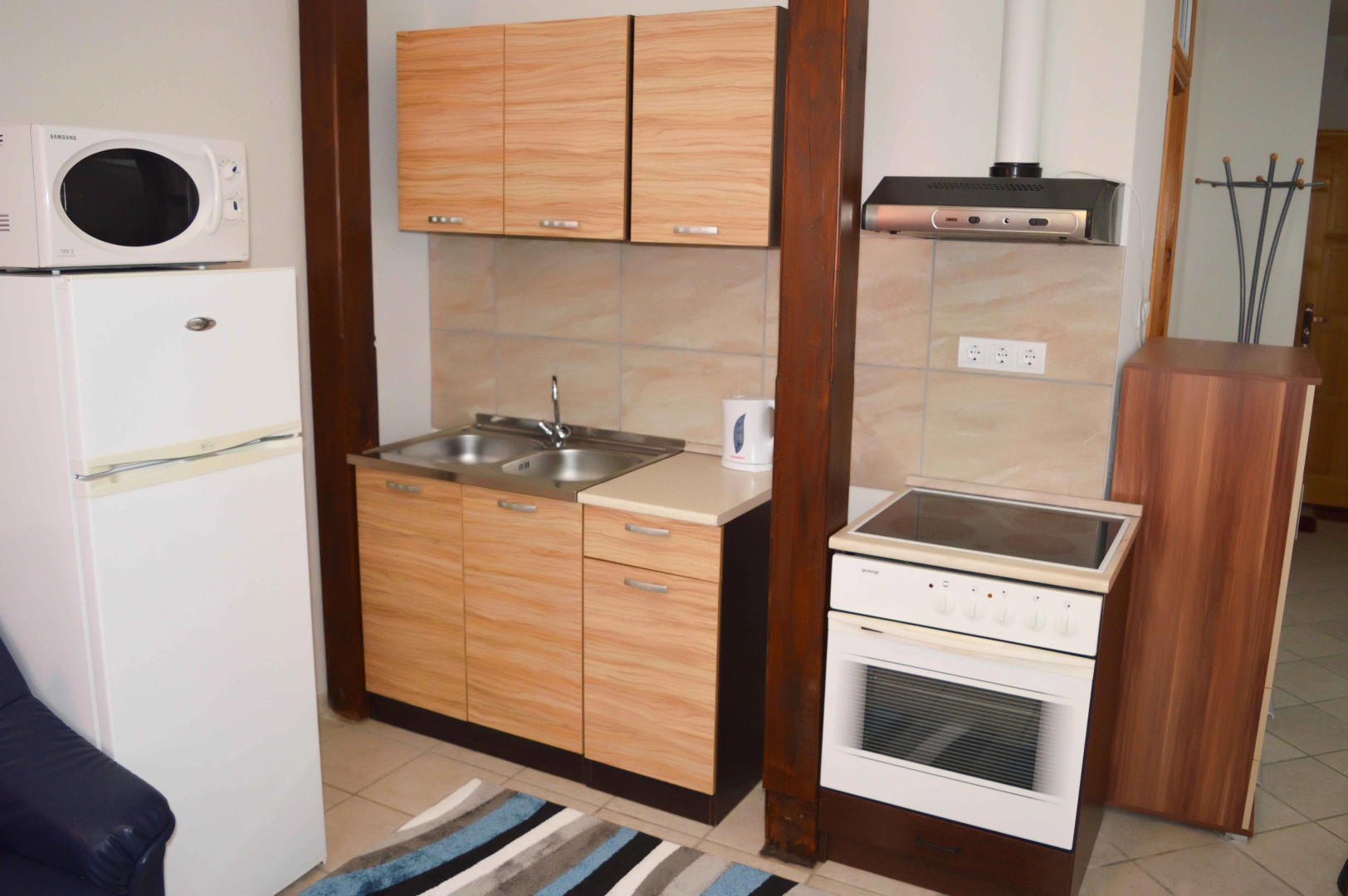 Апартаменты Lorabel Apartment House