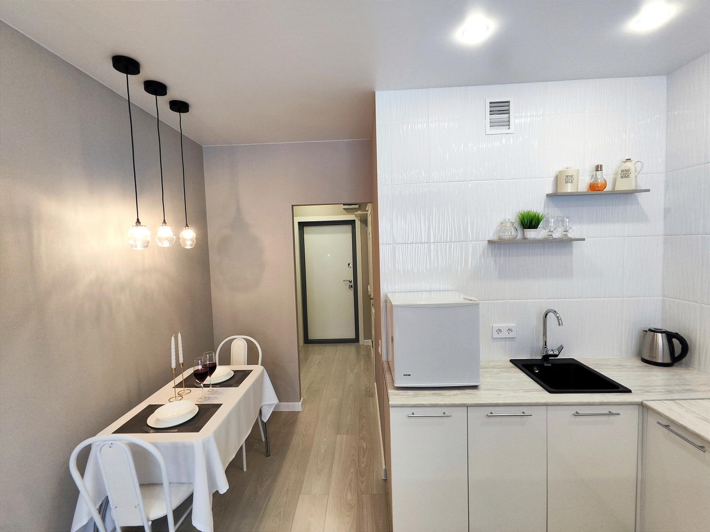 Квартира Enigma Apartments - Студия с панорамным окном в ЖК Аквамарин