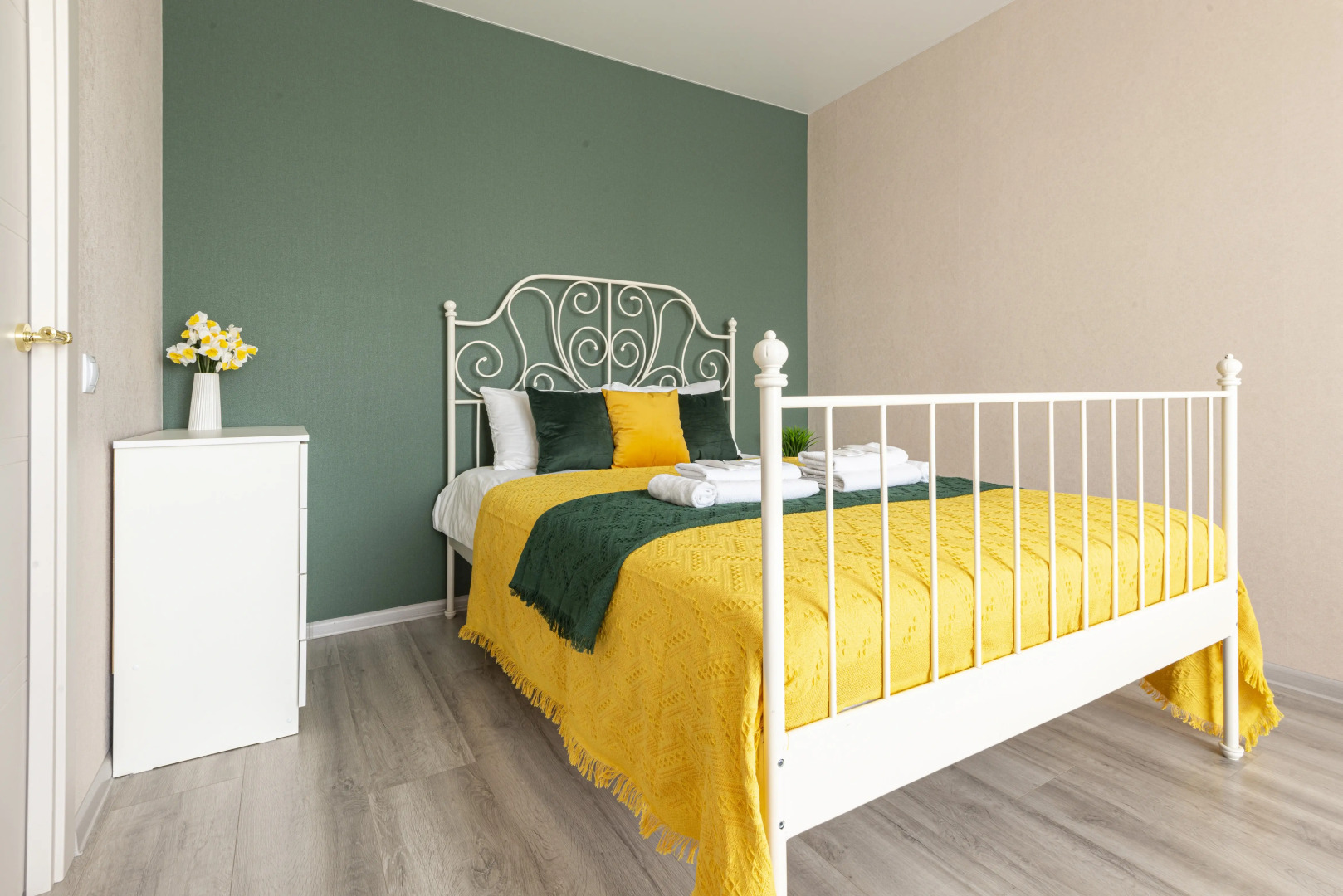 Квартира 1-к недалеко от залива на Пирогова 1/3 от RentAp, 4 сп.места