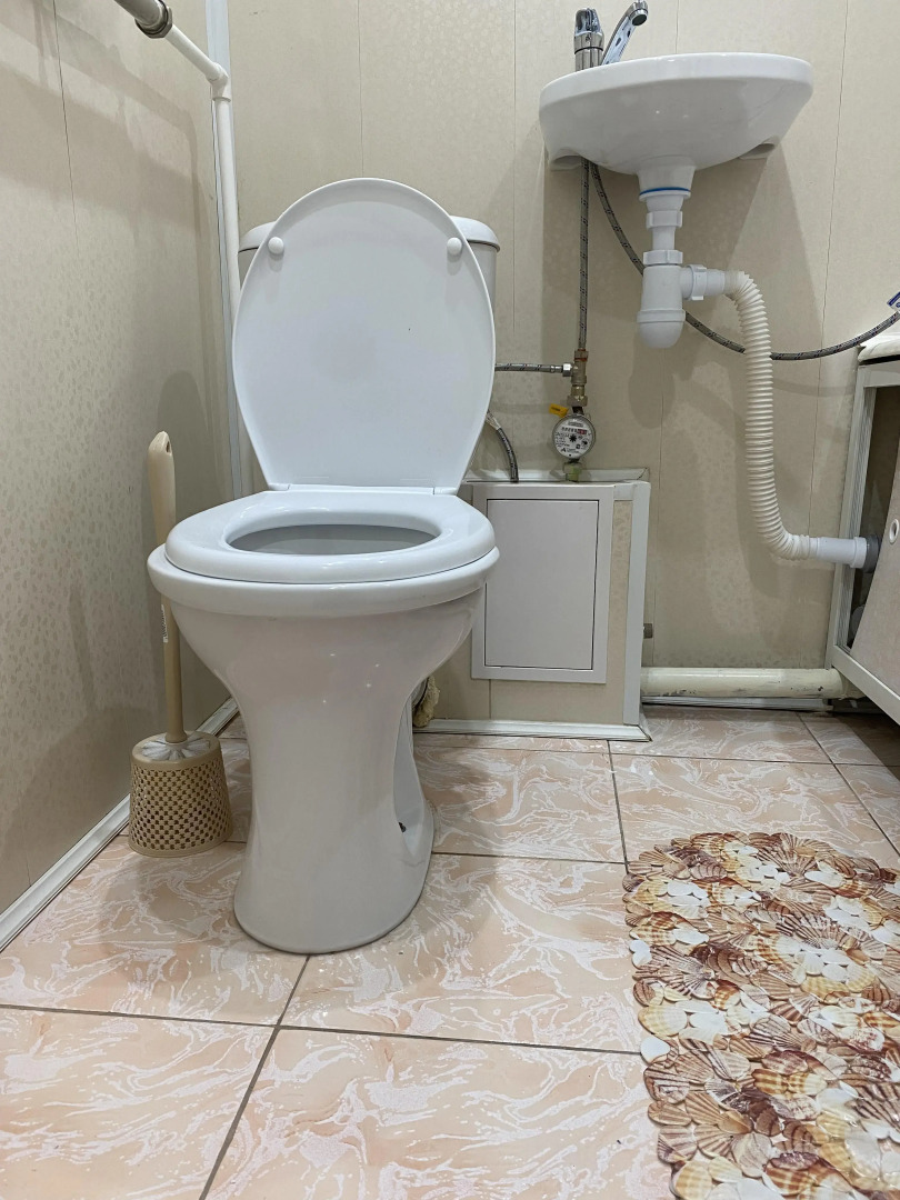 Малиновского 63