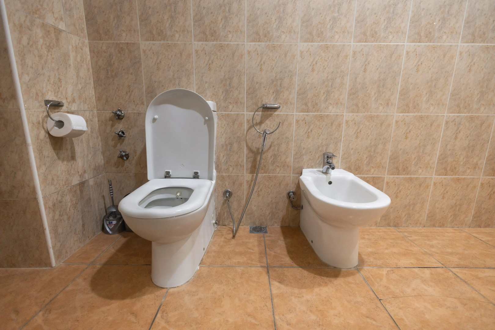 Апартаменты двухкомнатные с гостинной комнатой на Торговой улице ( K5)