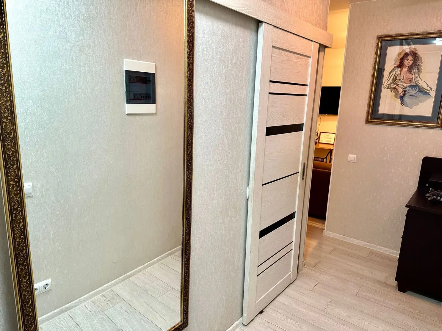 Апартаменты Двухкомнатные Апартаменты в Центре Города