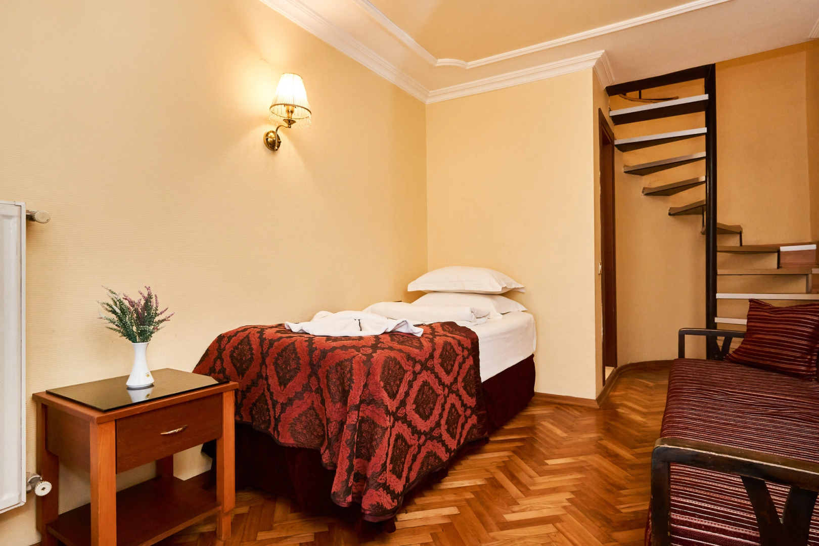 Отель Amber Hotel Istanbul