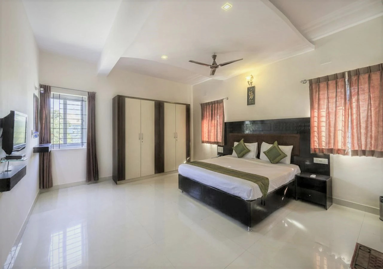 Бутик-отель 4 Seasons suites