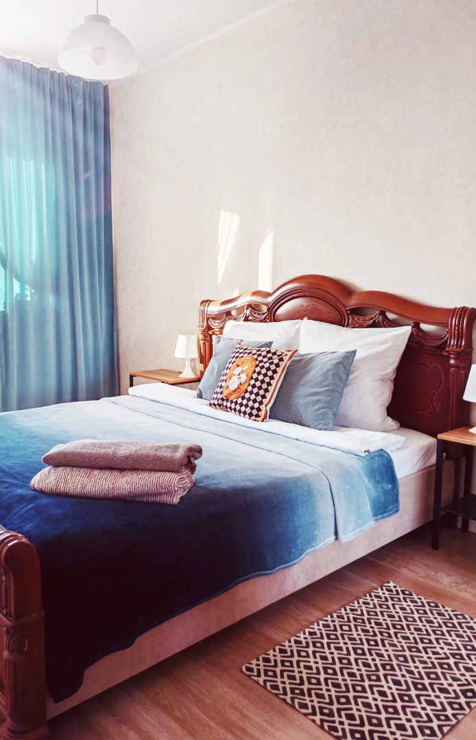 Апартаменты Просторная Двух Комнатная Квартира с Парковкой во дворе