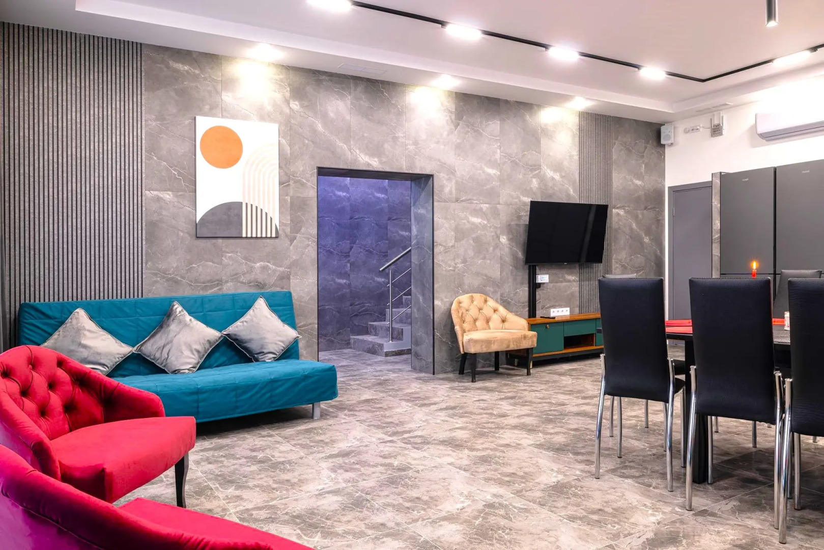 Частный дом Коттеджа с баней и бассейном