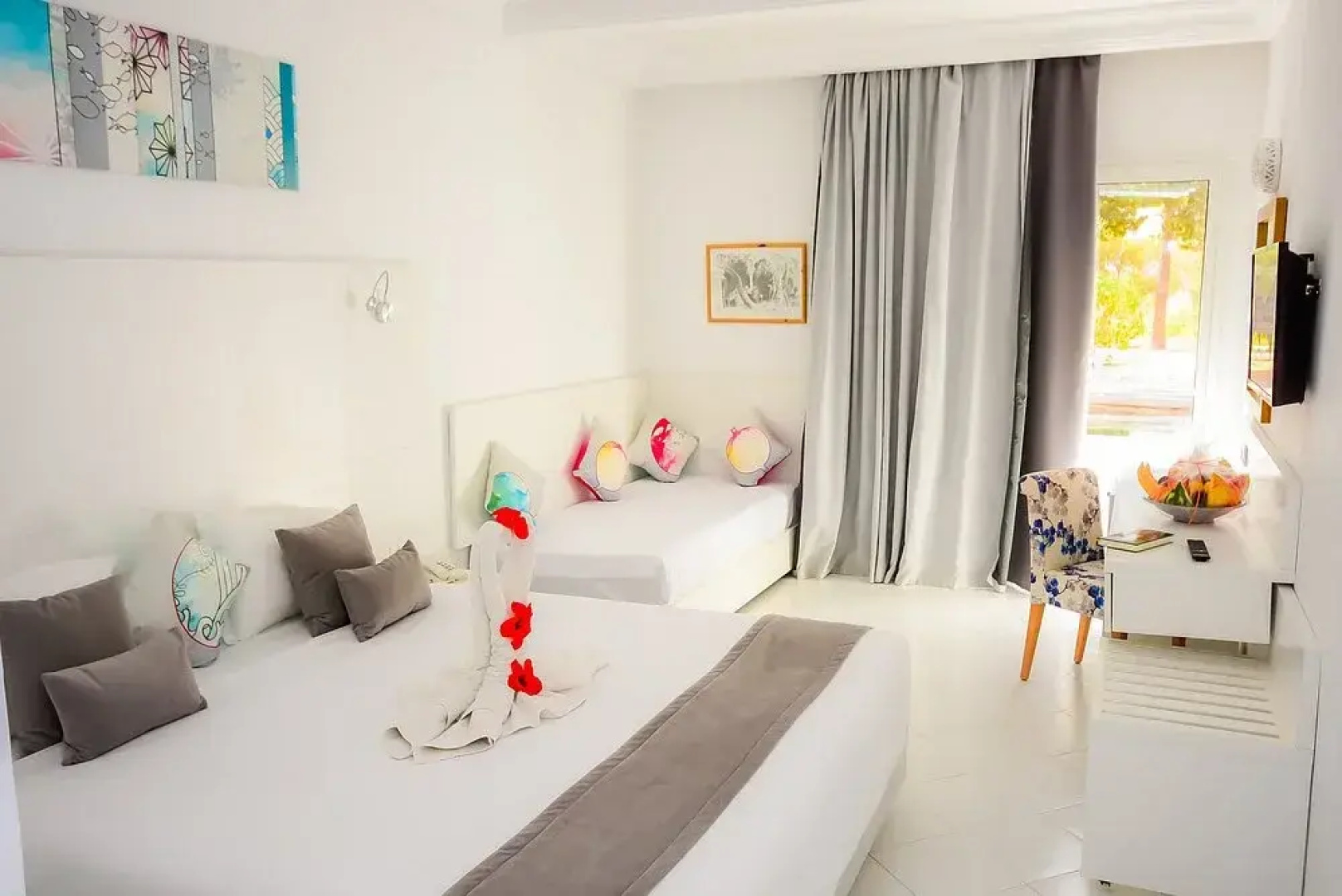 Курортный отель Hari Club Beach