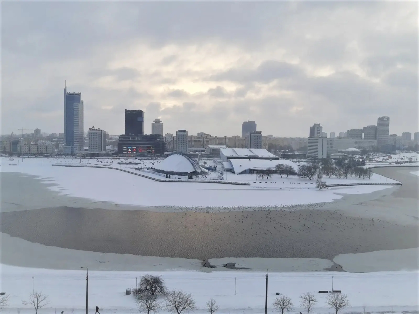 Апартаменты 5-комнатные HomeApart Сторожовская, 8