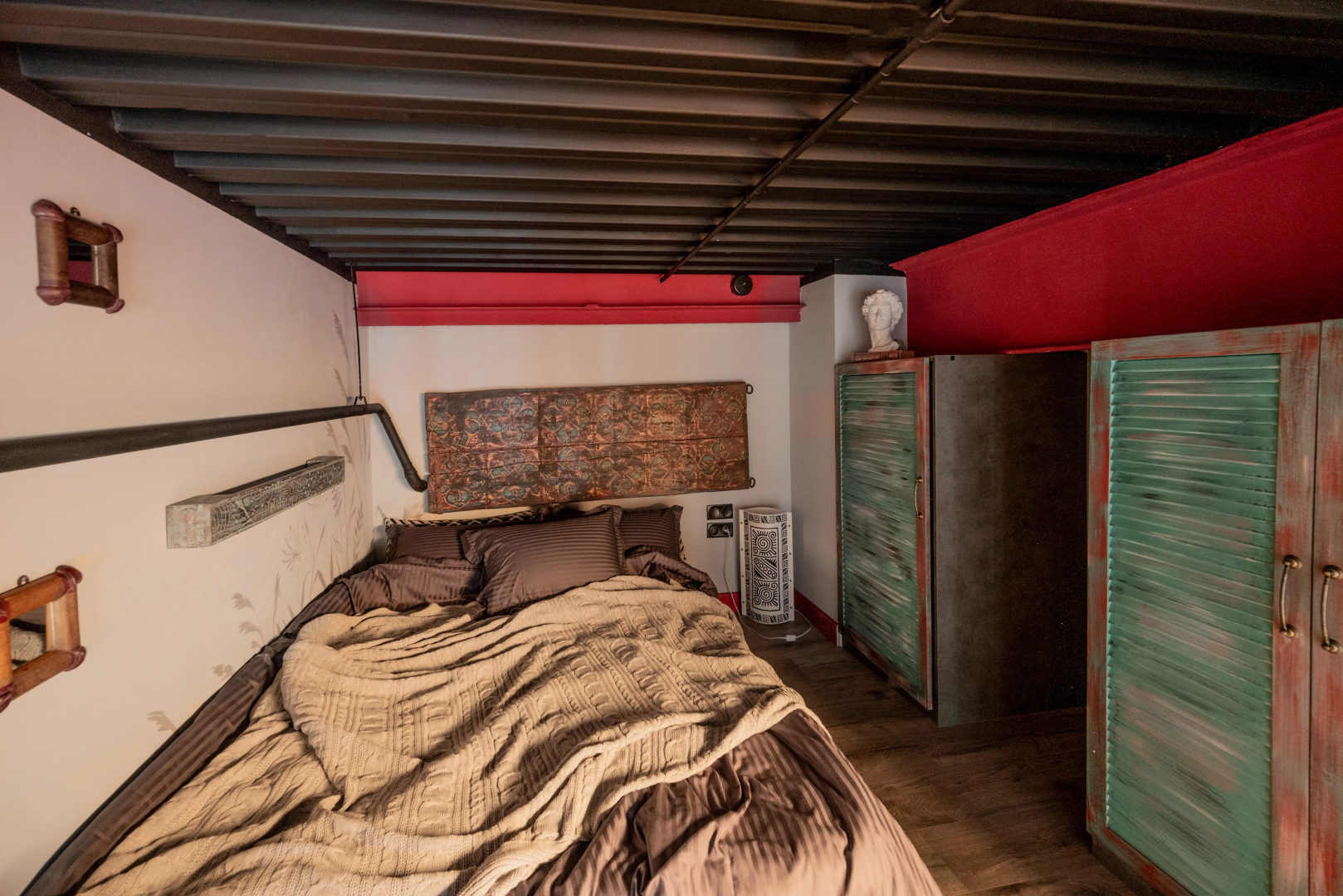 Квартира Moscow Deluxe Apartments Soho Bohemian Loft