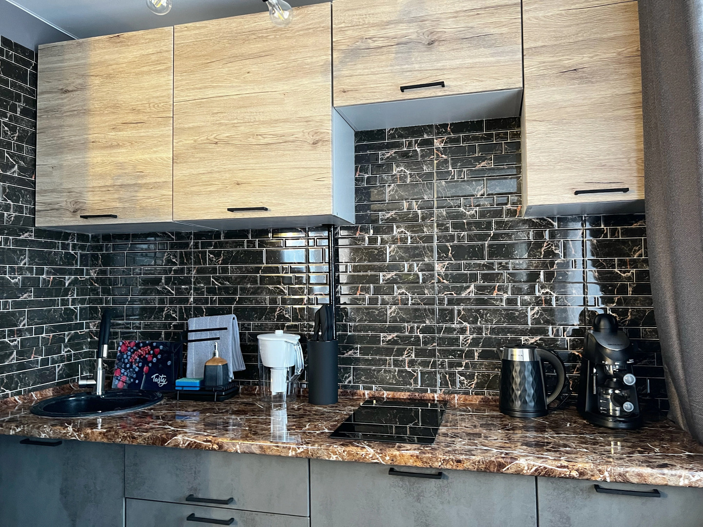 Апартаменты Granada дизайнерская квартира-студия с новым ремонтом в самом центре города