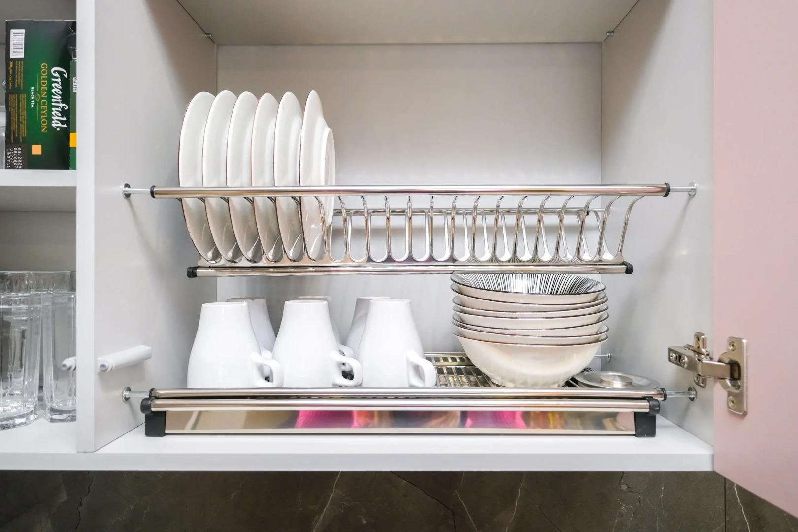 Большая Однокомнатная Квартира с Видом на Реку и Новым Ремонтом