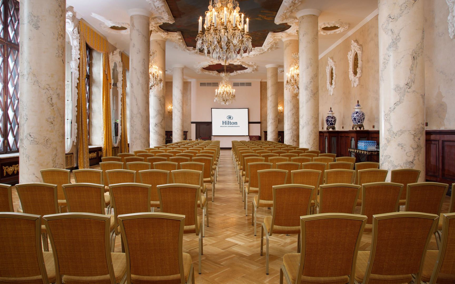 Отель Hilton Москва Ленинградская