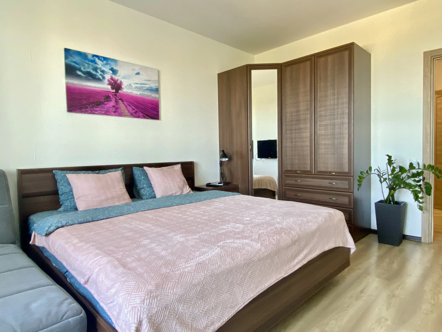 Квартира InRoomSPb на Евгения Шварца 11