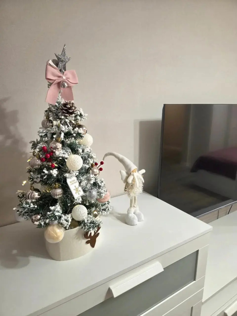 Квартира новая и светлая, рядом Кремль и парк Черное озеро