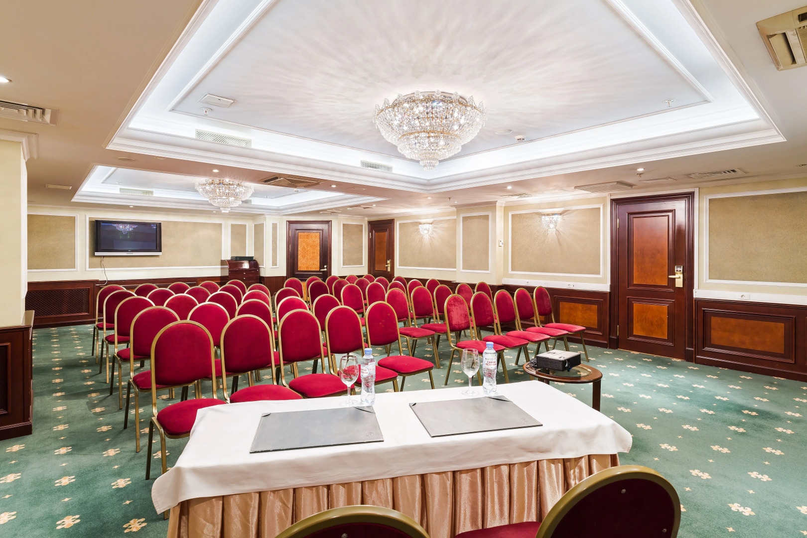 Отель Гранд Отель Эмеральд