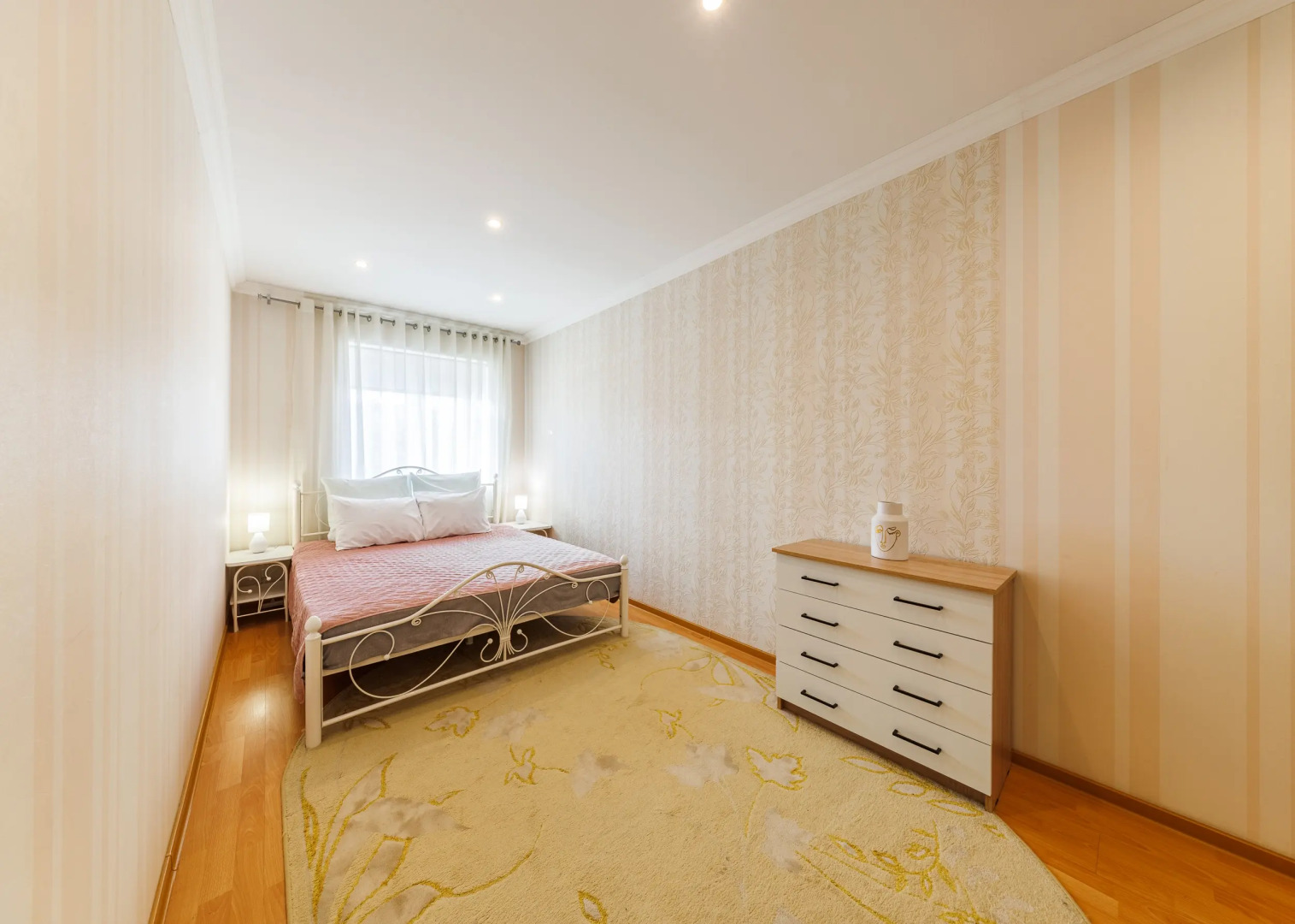 Квартира Двухкомнатная на Фрунзе 19