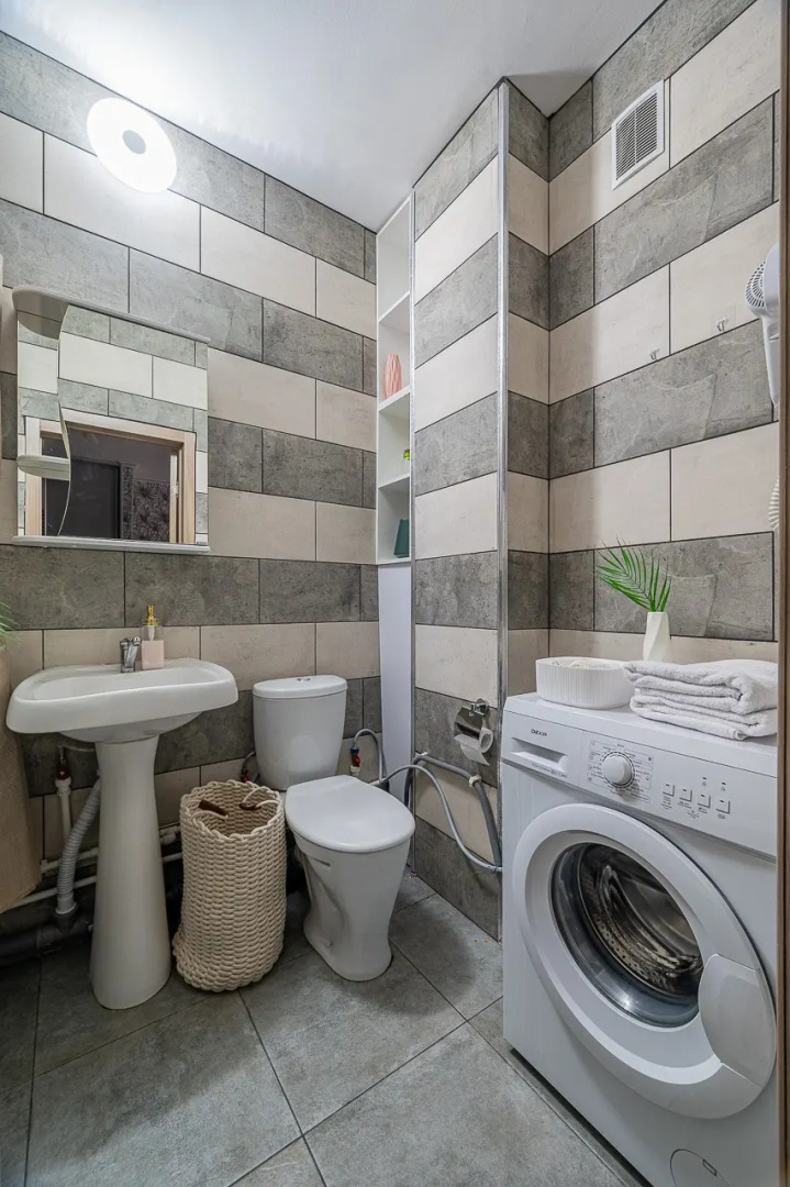 Апартаменты 109 Алексея Латышова 1