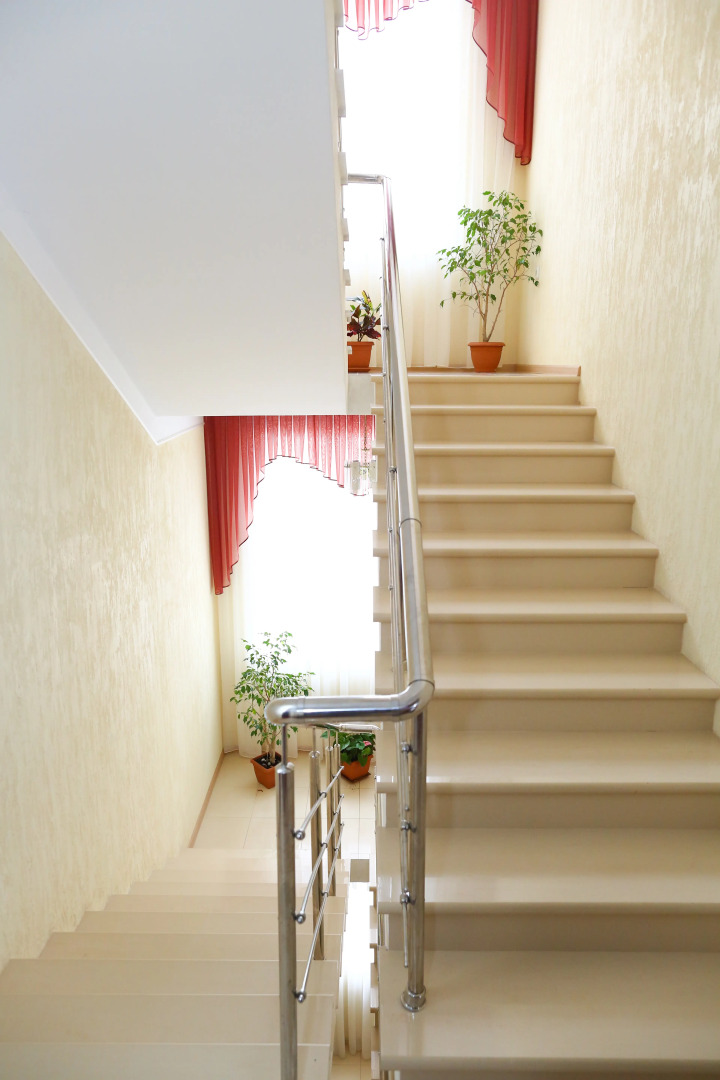 Отель Азалия