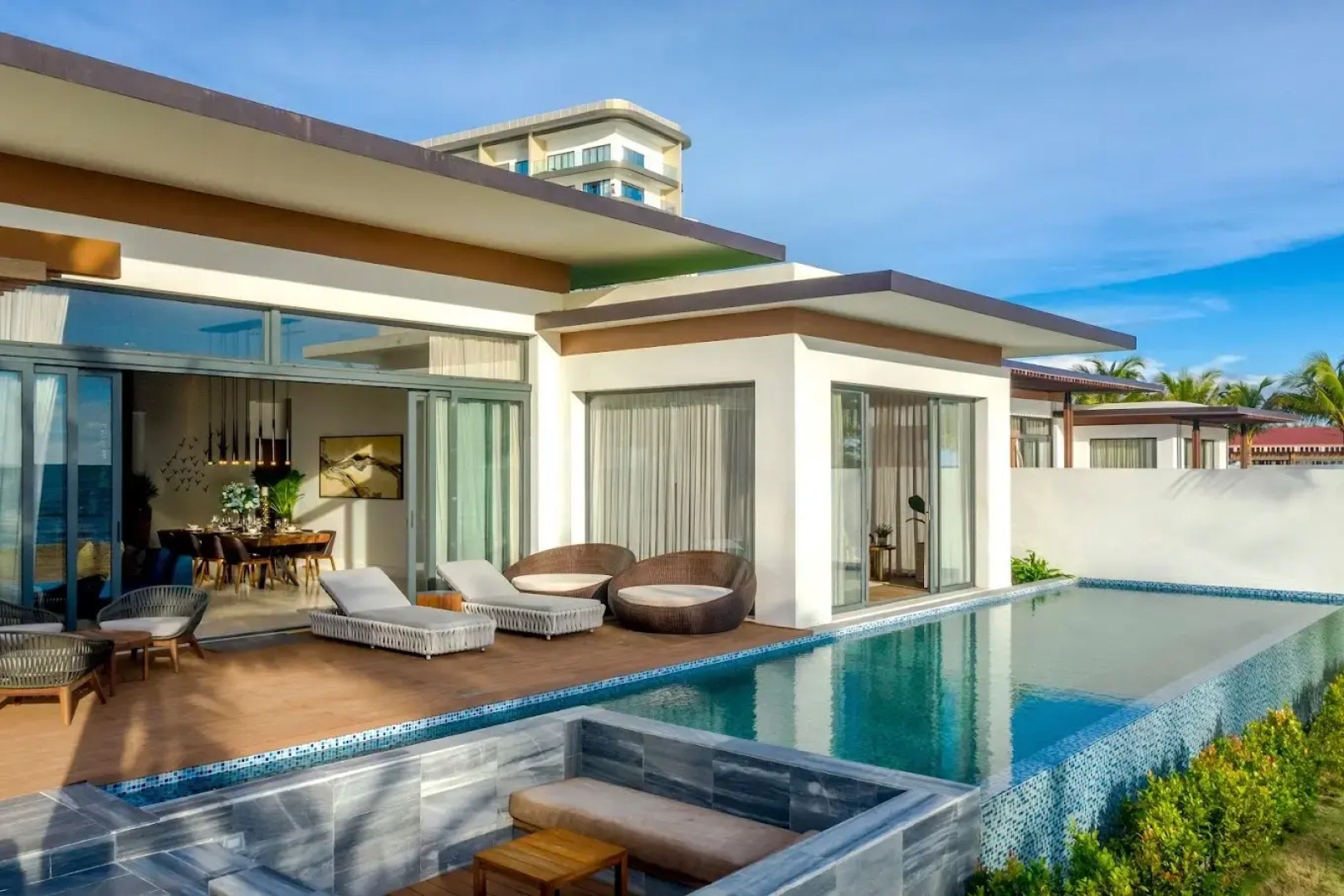 Отель Mövenpick Villas & Residences  Phu Quoc