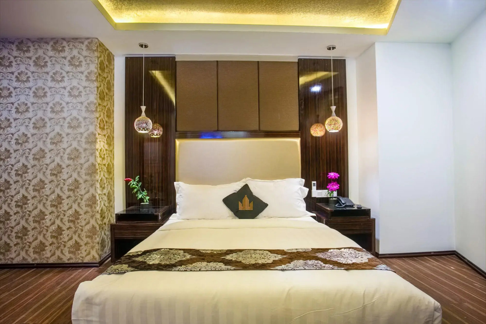 Отель Noorjahan Grand