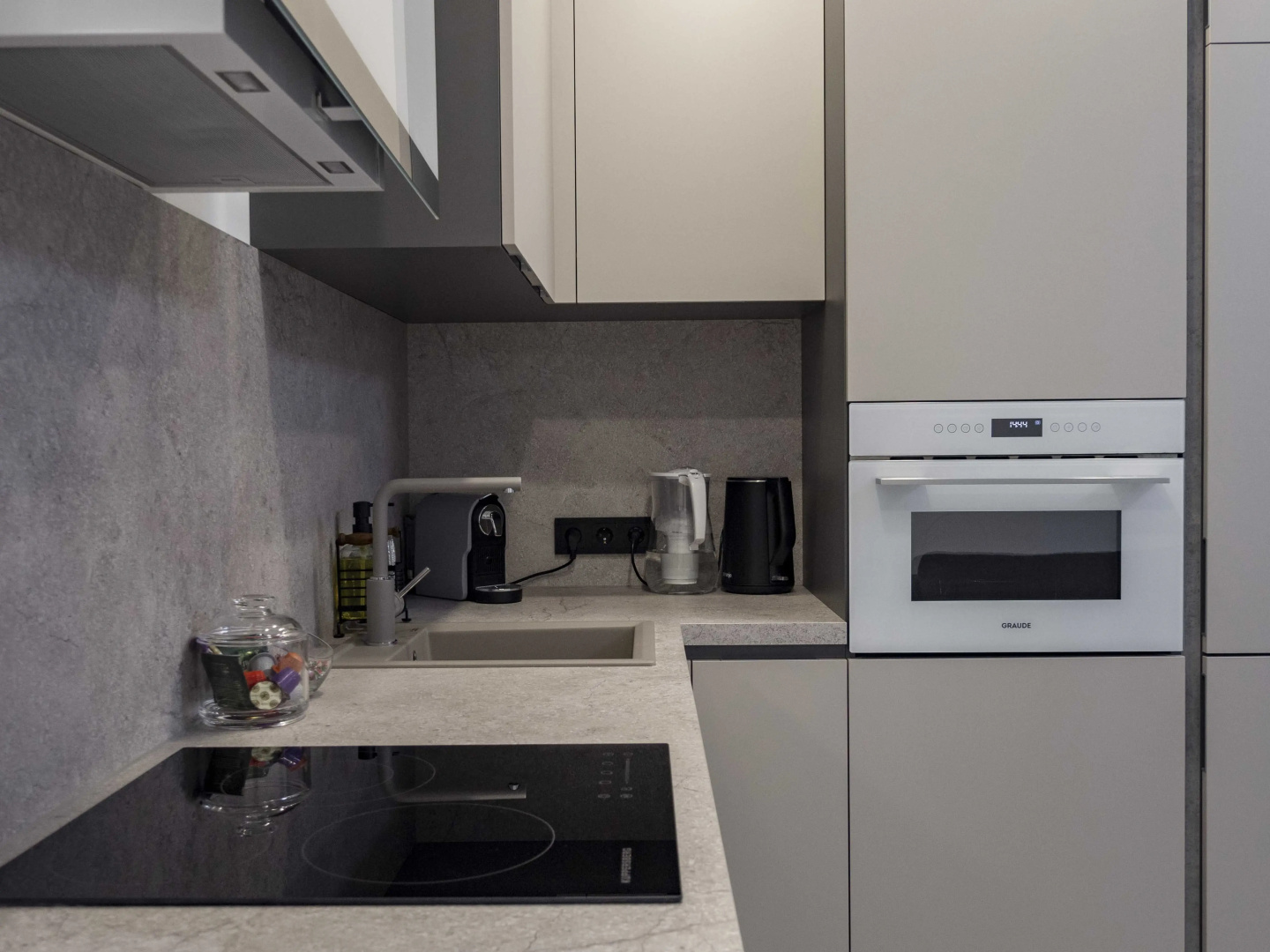Апартаменты Апарт-отель Mira Apartments