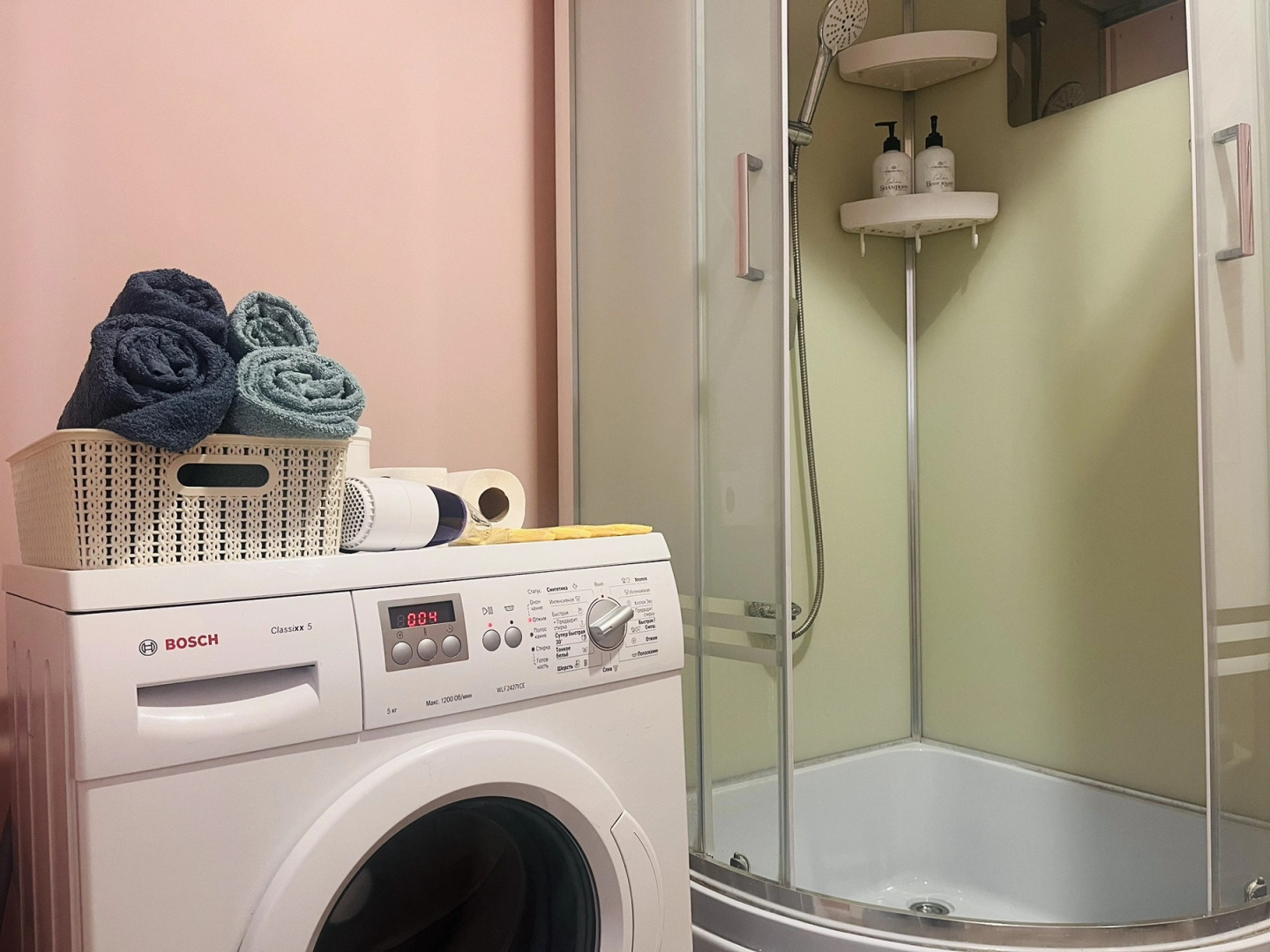 Апартаменты студия четырехместная вблизи горячего источника Волна