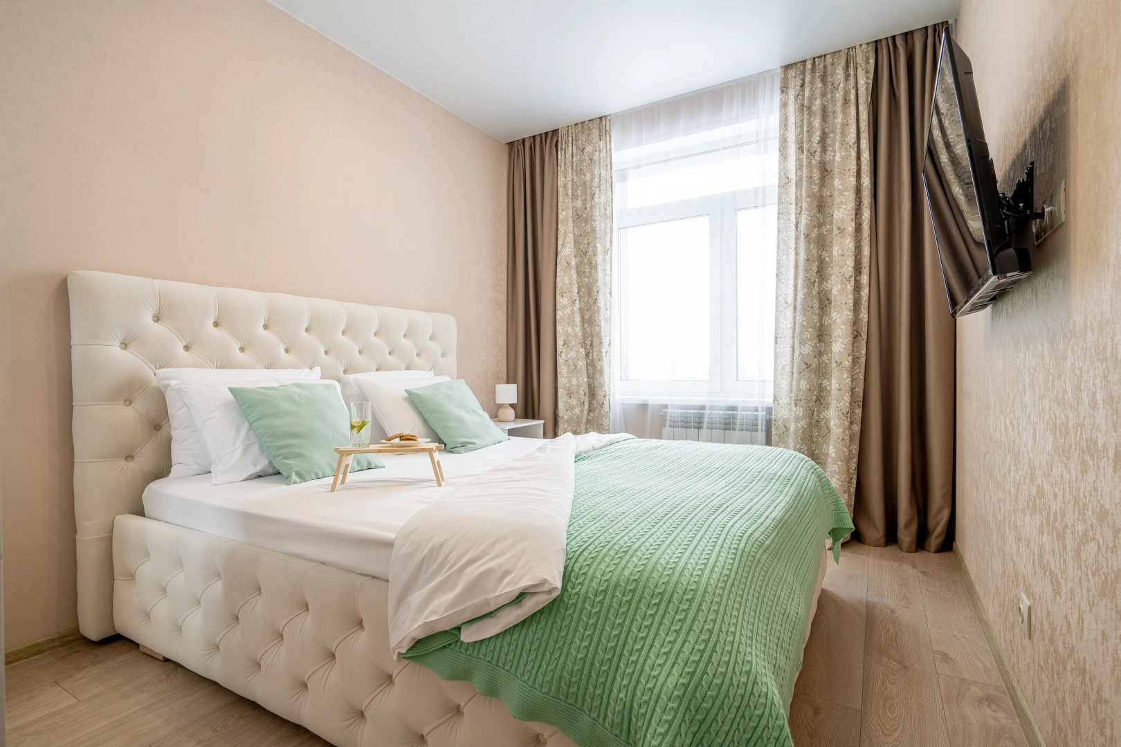 Апартаменты 1+ по Ивана Захарова 9/1