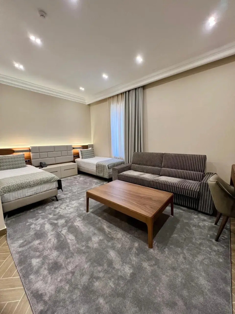 Отель Plaza Viktoria