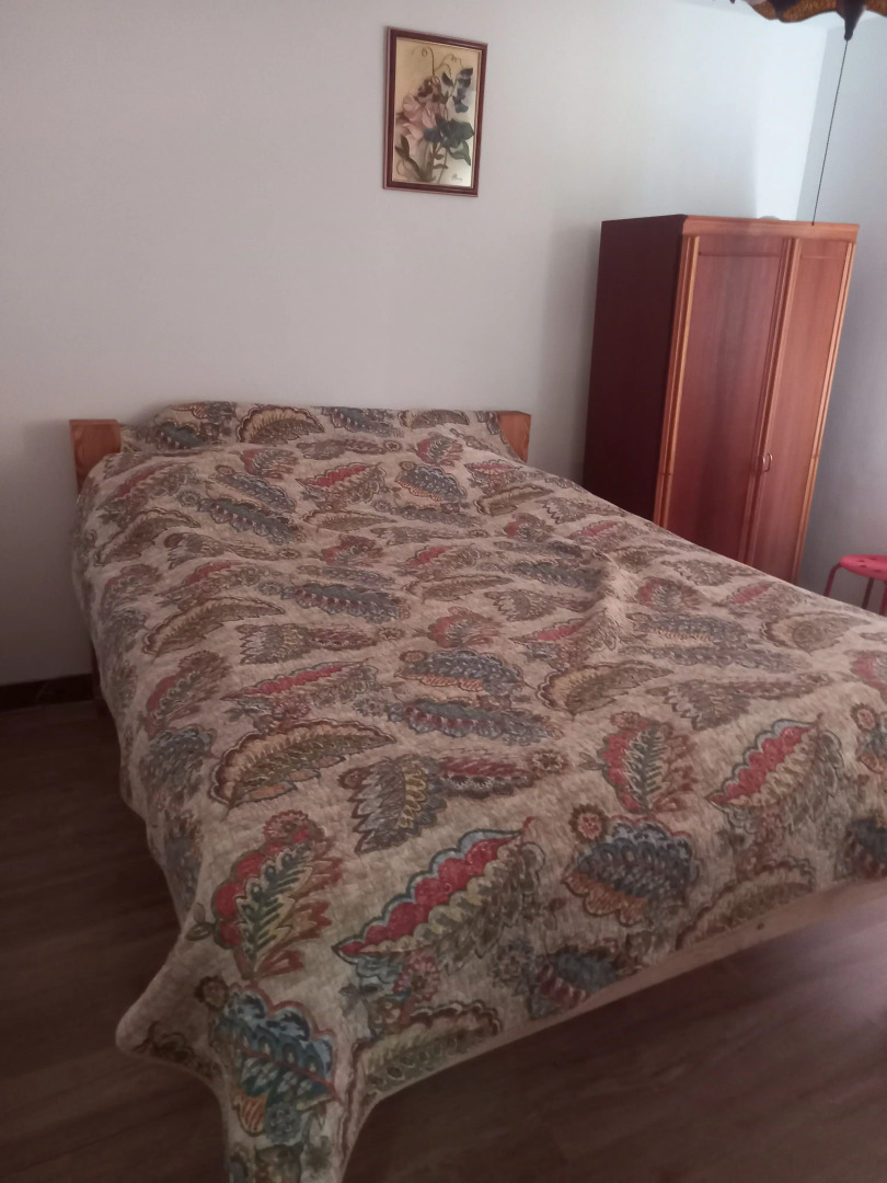 Частный дом на берегу реки Абин