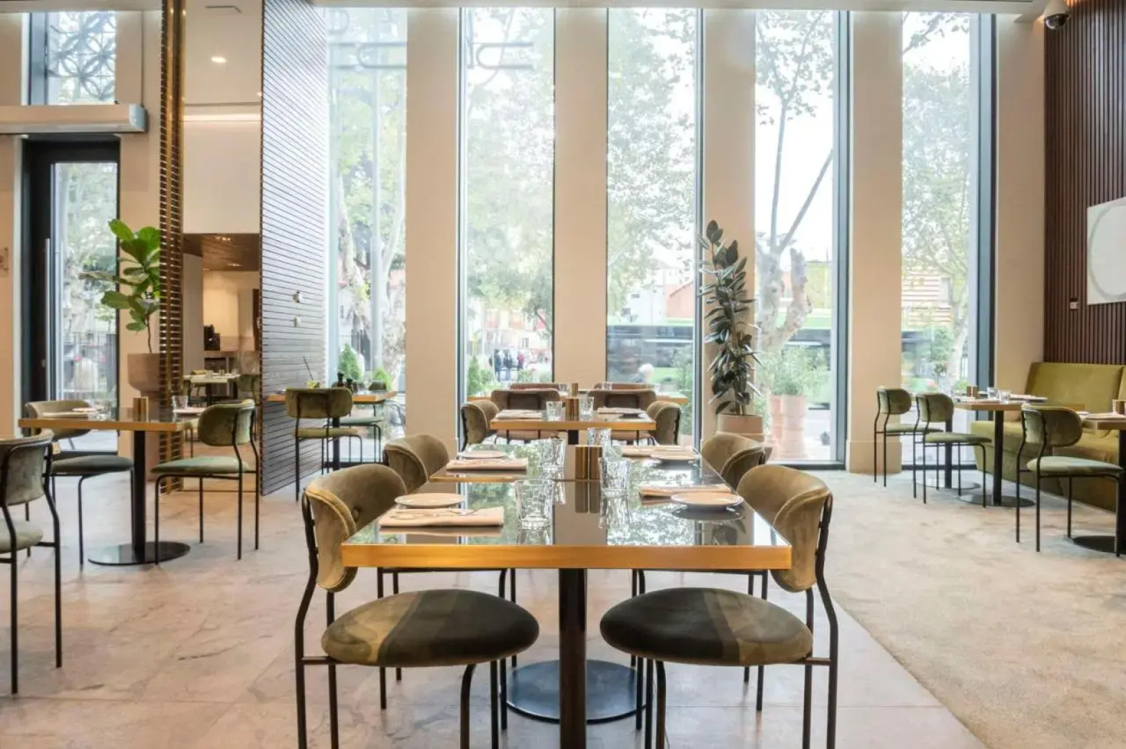 Отель Hilton Garden Inn Tbilisi Chavchavadze