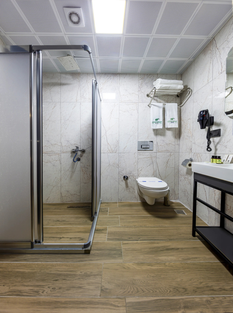 Lenora Airport Hotel