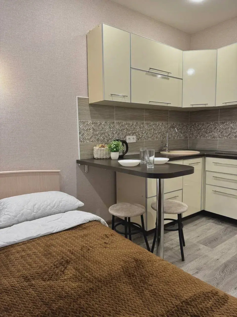 Апартаменты SutkiVIP (СуткиВИП) на ул.  Шмидта 3