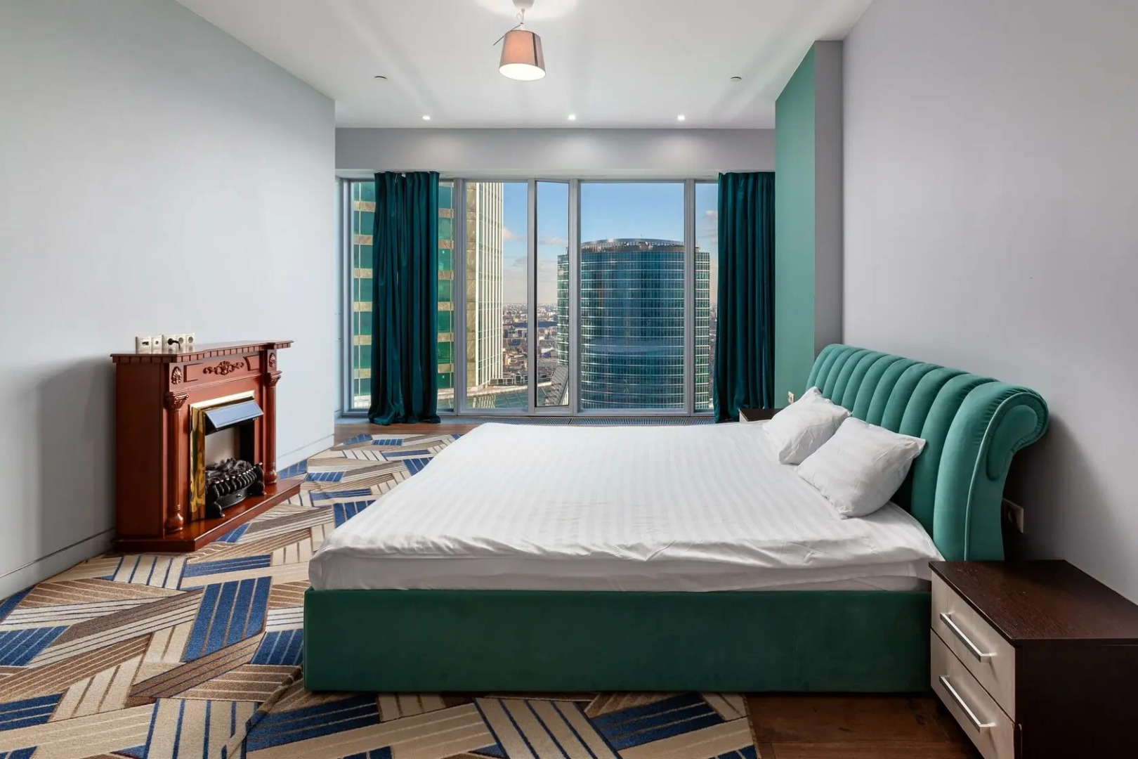 Апартаменты Москва Сити Premium 63 этаж 3 комнаты панорамная ванна