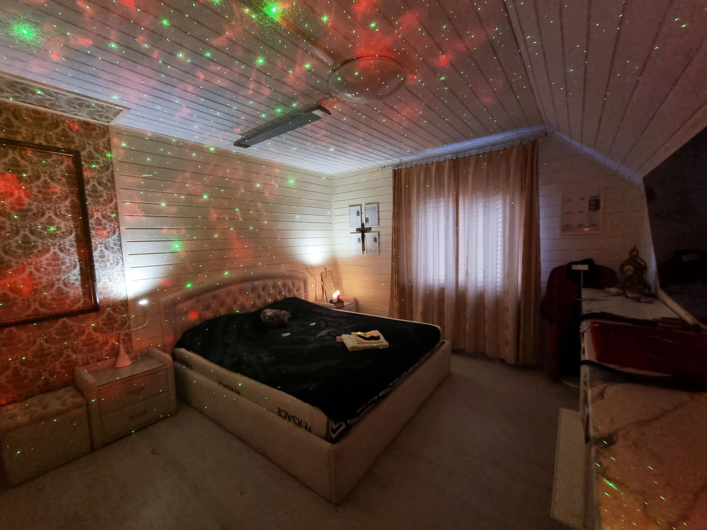 Частный дом Большой двухэтажный коттедж в стиле ампир с баней и бассейном