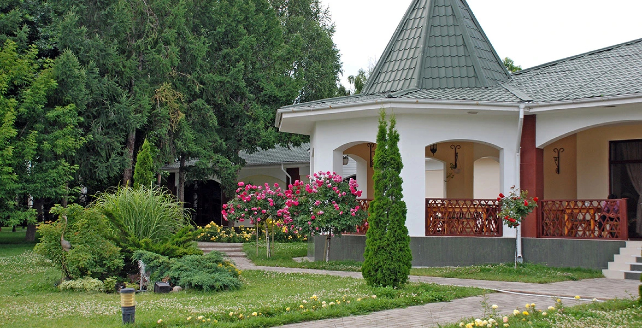 Отель Центр Отдыха "Радуга Плюс"