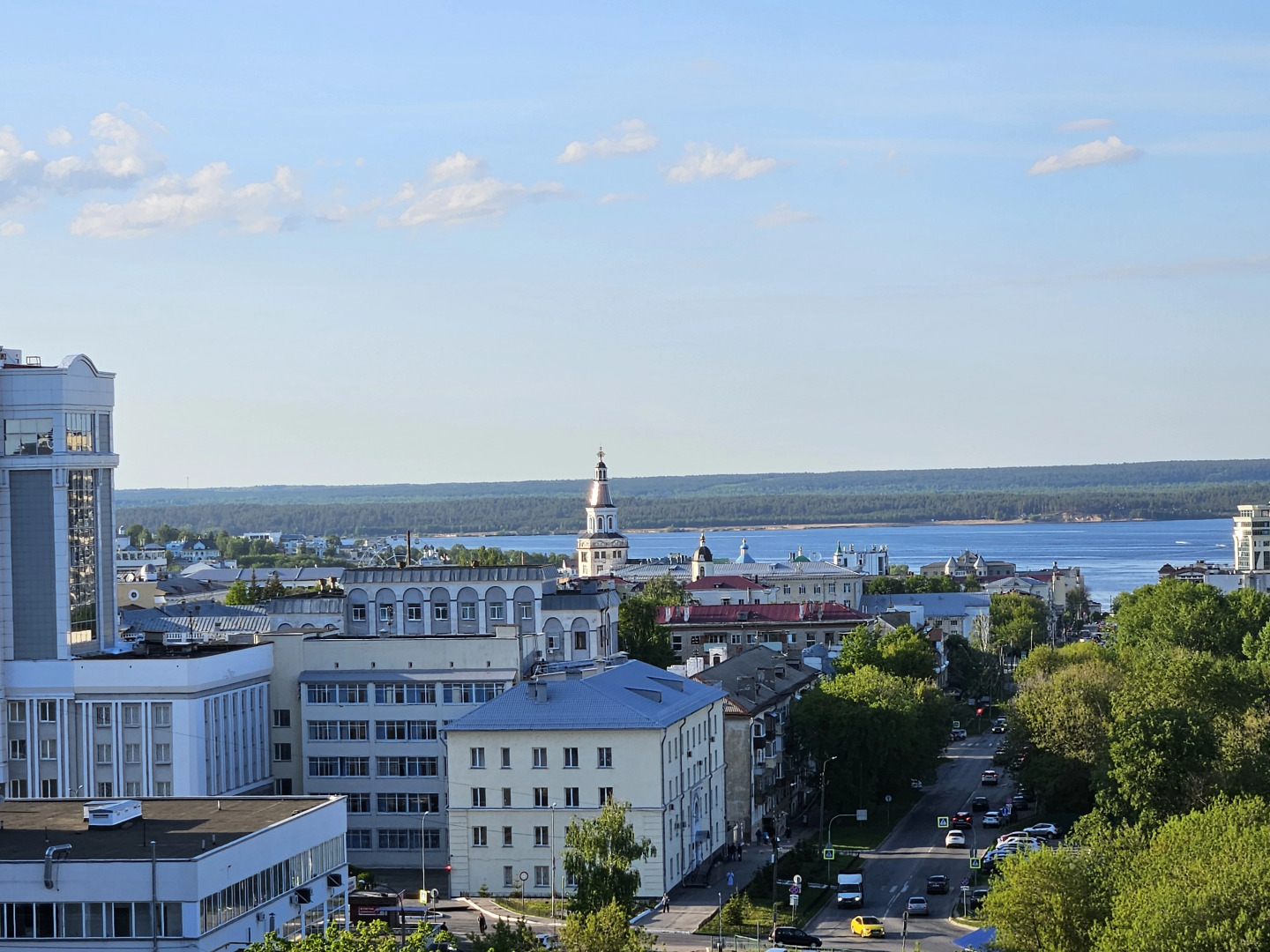 Апартаменты Ярославская 72(9)