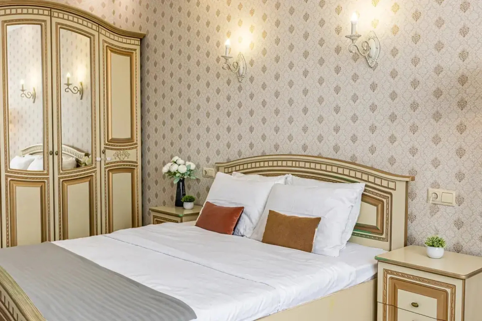 Apartment Krasnodar Gallary by Alekseev