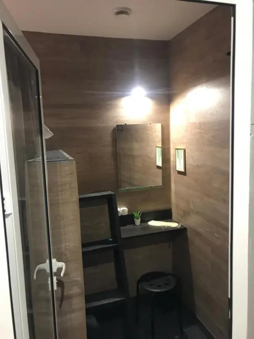 Отель Капсульный отель Shelterz Тульская