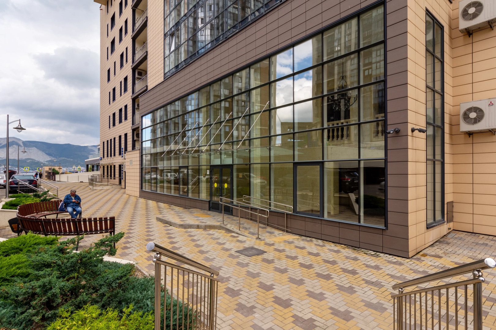 Апартаменты Visitnovorossiysk на наб. Адмирала Серебрякова 29В