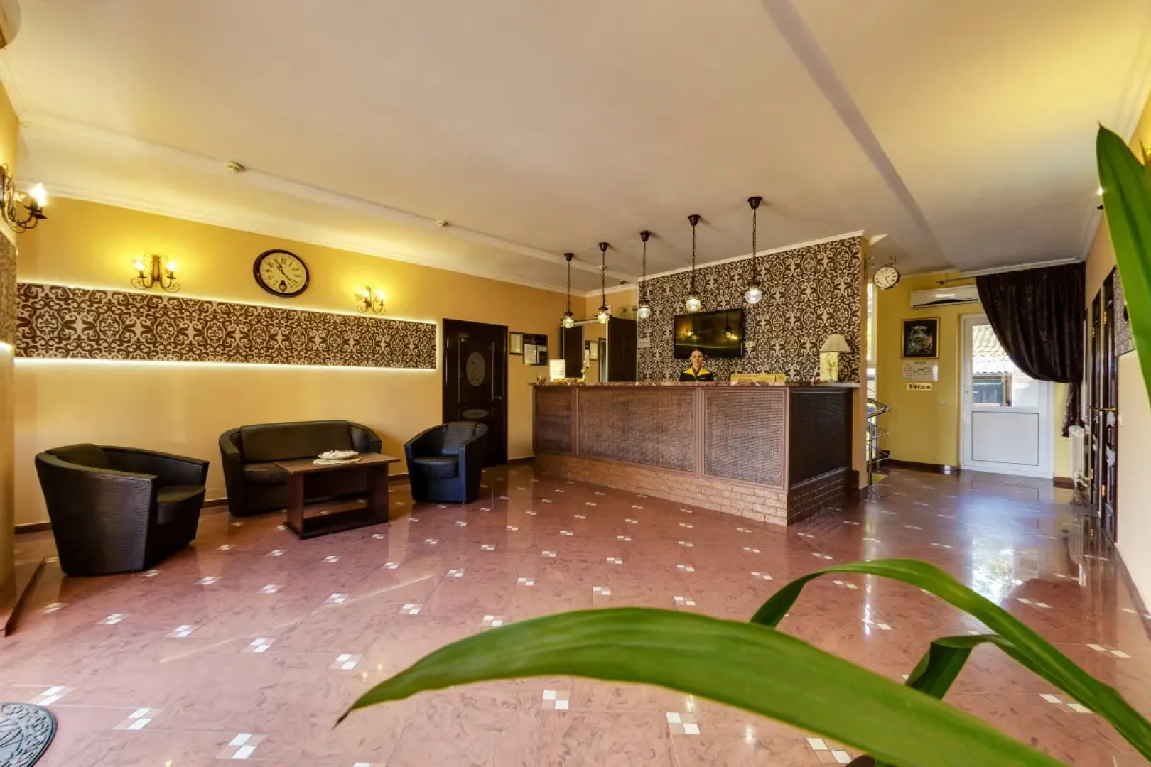 Отель Мартон Амиго