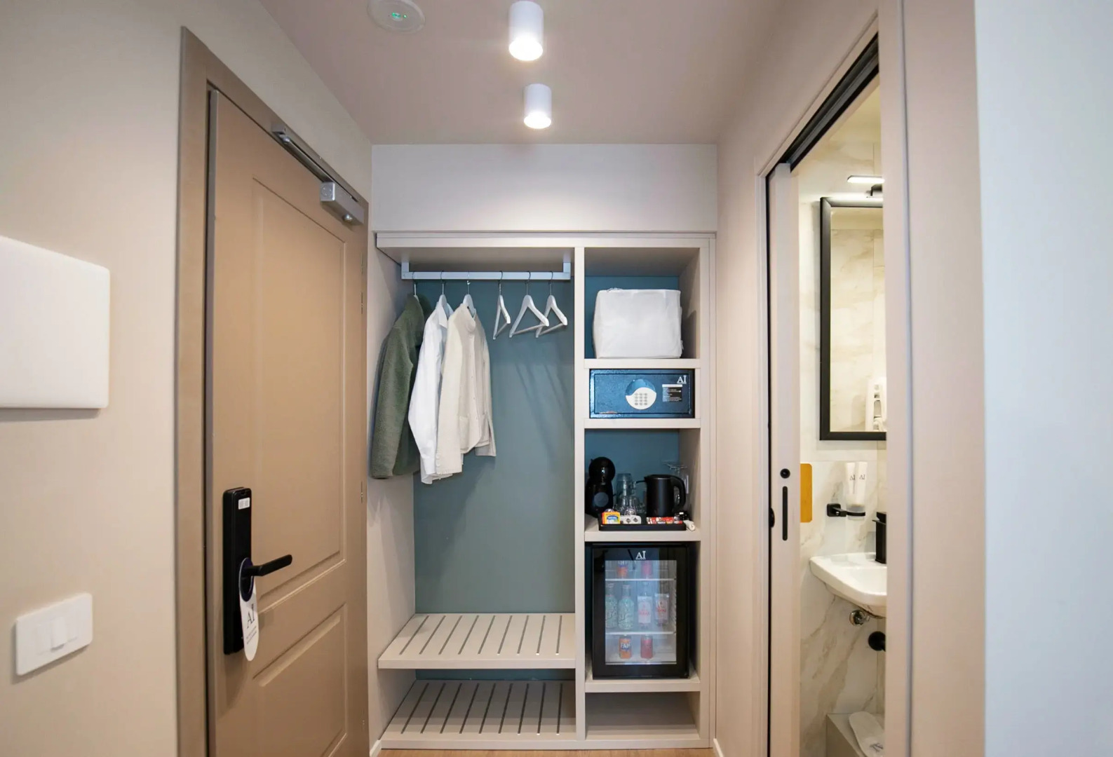 Бутик-отель Aiello Hotels - Isola Design District