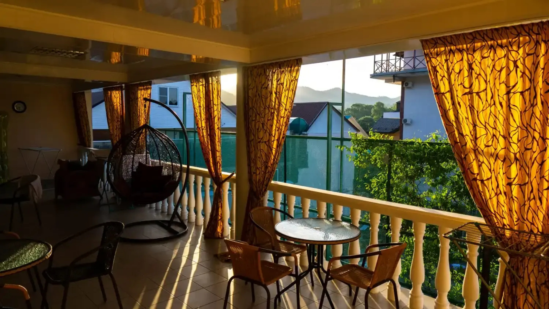 FamilyClub Созвездие - бассейн под облаками