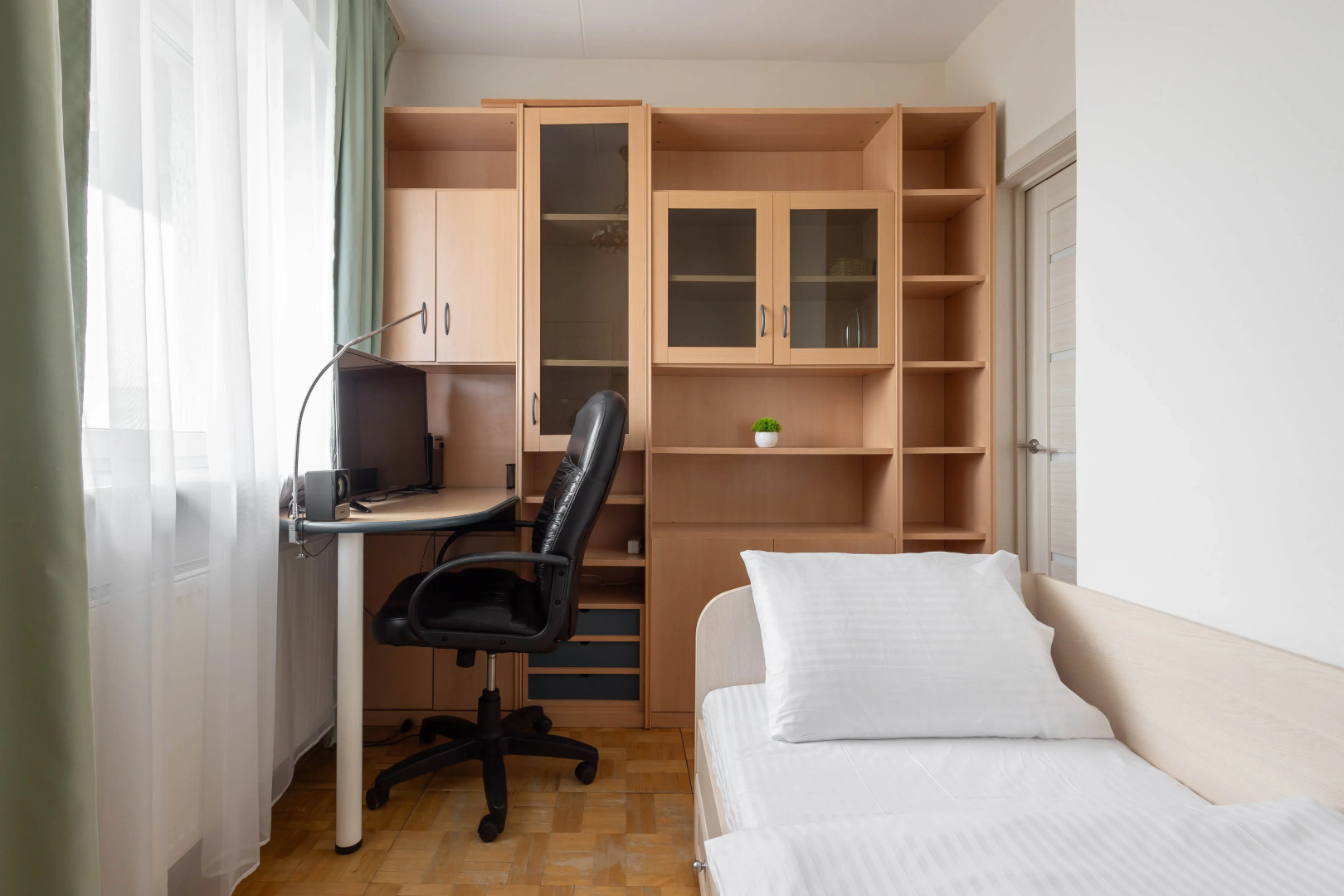 Квартира двухэтажная трешка с мансардой у метро Войковская. Гостемания